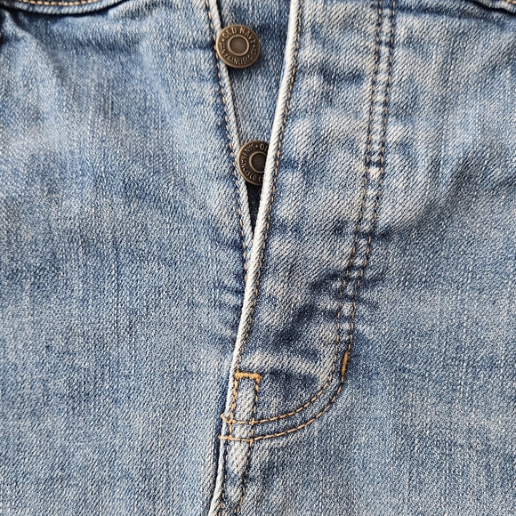 Old Navy | Casual Blue Denim Mini Skirt - Picture 2 of 5
